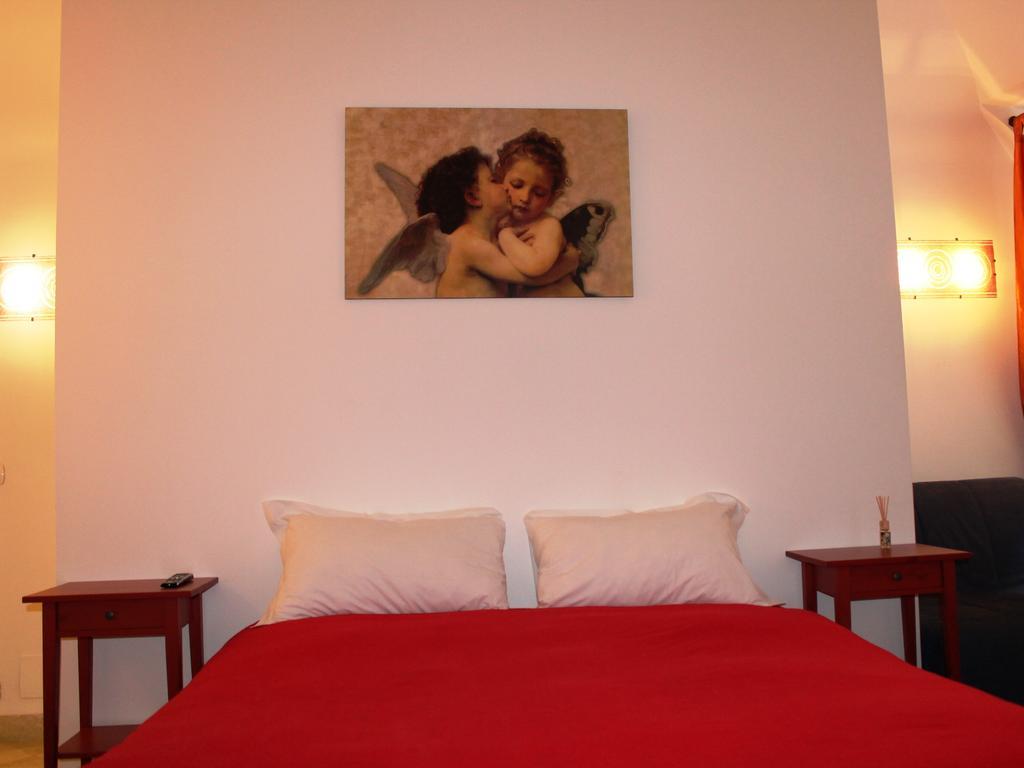 Hella Ibernesi 23 Fori Imperiali Inn, New Gestion! Róma Szoba fotó